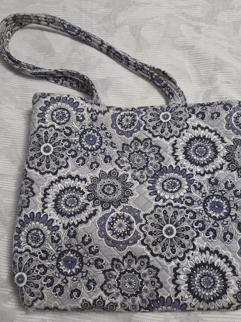 Vera Bradley Large Tote Purse Magnet Snap Inside Pockets - Picture 7 of 9